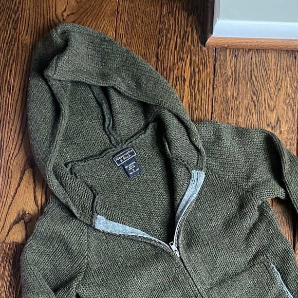 Abercrombie & Fitch Hooded Sweater - Picture 4 of 6